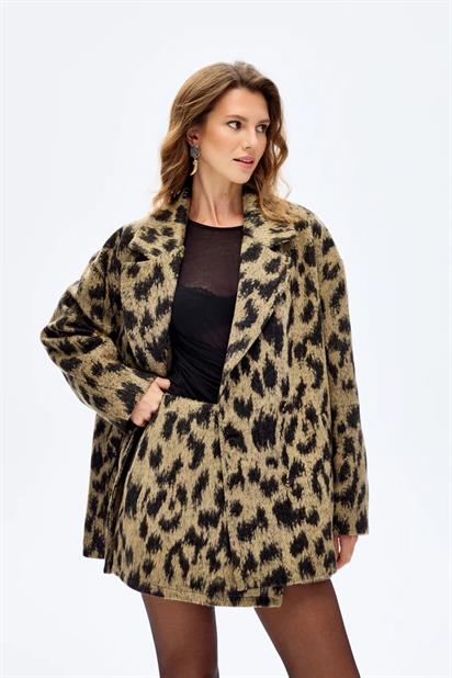 Quzu Leopar Desenli Kaban