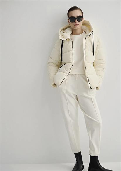 Mavi Kapüşonlu  Toz Beyaz Kadın Mont 1110043-83043