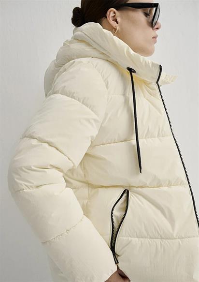 Mavi Kapüşonlu  Toz Beyaz Kadın Mont 1110043-83043