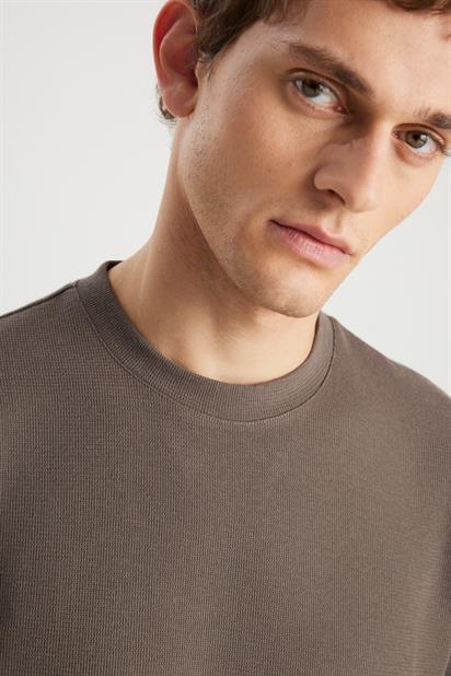 Wrangler Relaxed Fit Dokulu Basic Erkek T-shirt