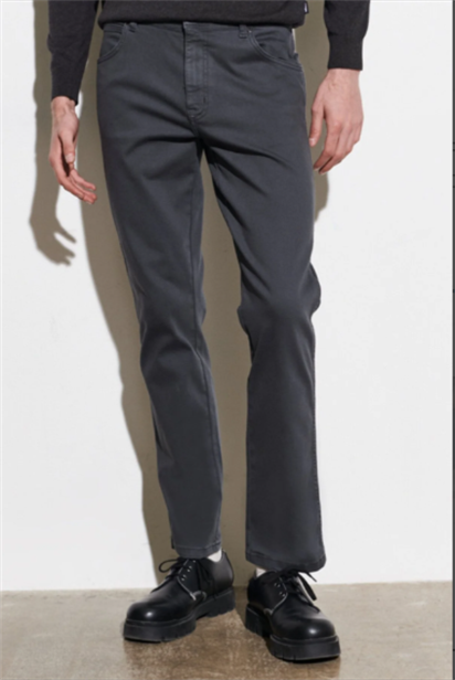 Wrangler Texas Slim Pantolon W12S004003