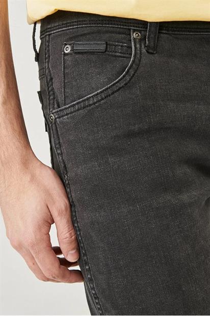 Wrangler Texas Slim Jean Pantolon W12S010TI