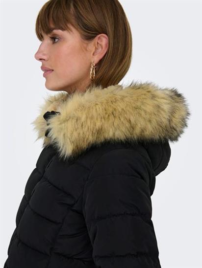 Only Onlnewcamılla Quılt Fur Hood Coat Cc Otw Kadın Mont 15304765