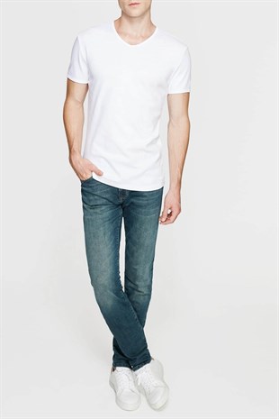 Mavi V Yaka Tisört Beyaz 063748-620