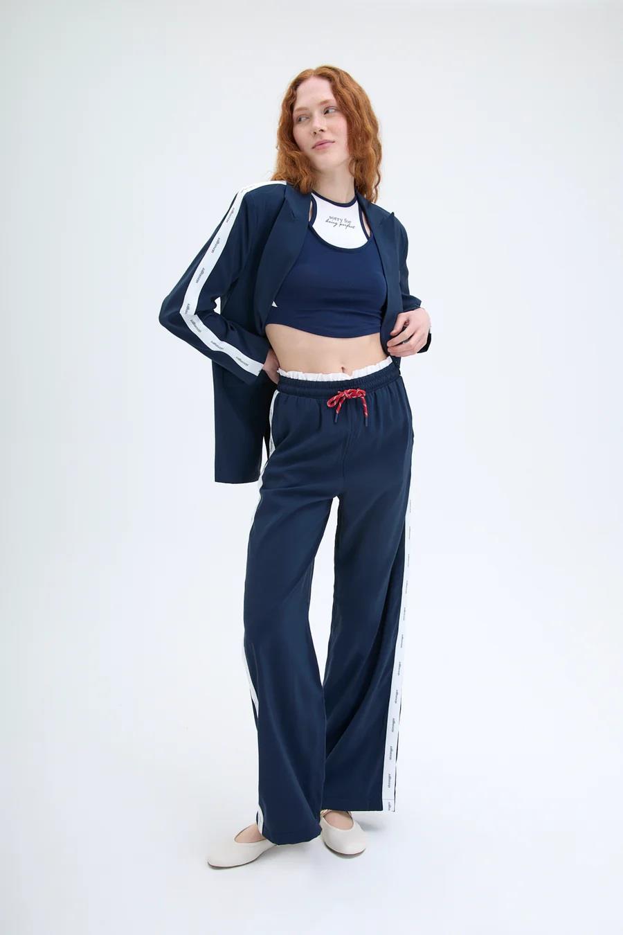 Quzu Tiktak ve Kordon Detaylı Pantolon 25YPNT00191