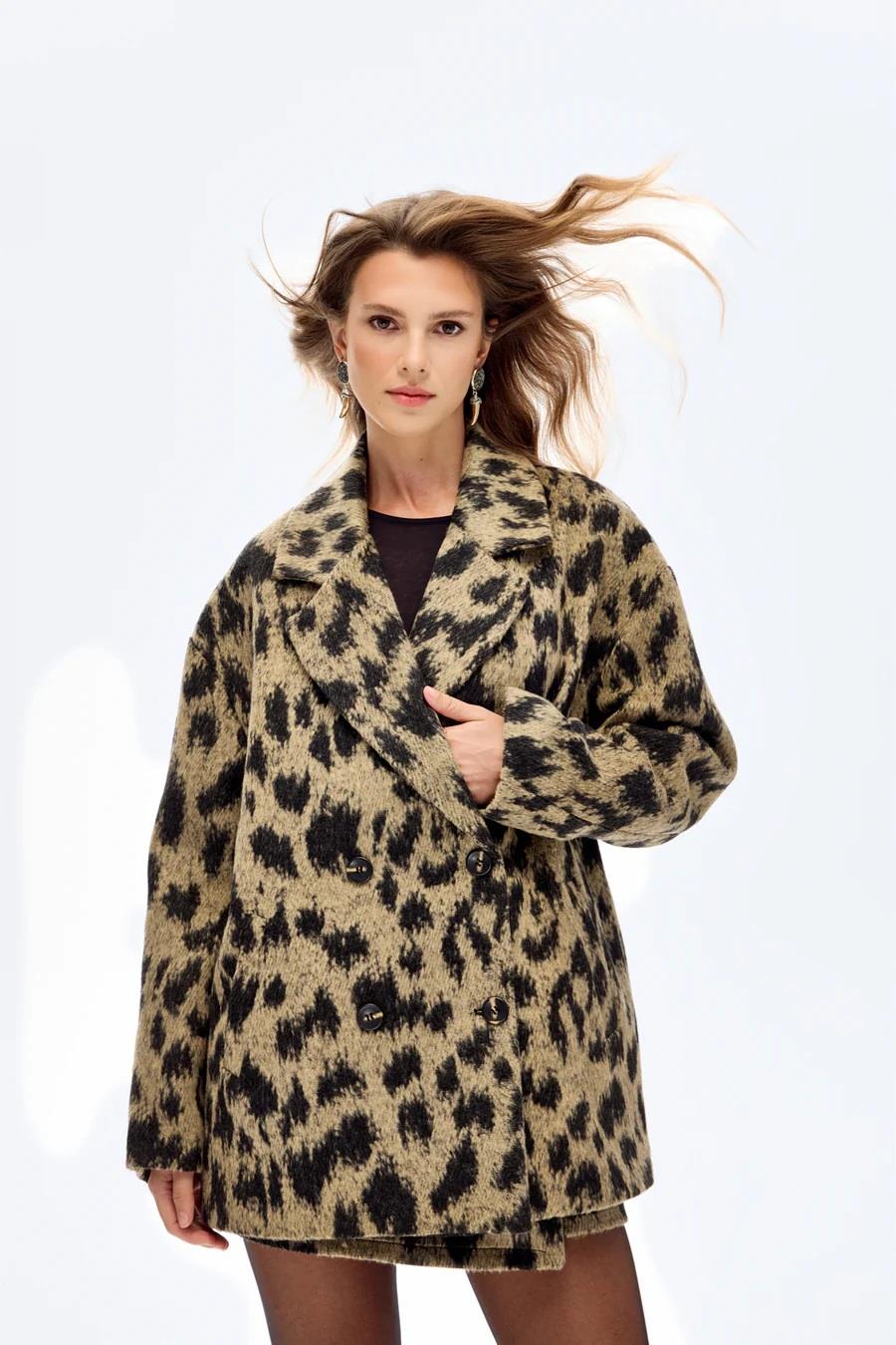 Quzu Leopar Desenli Kaban