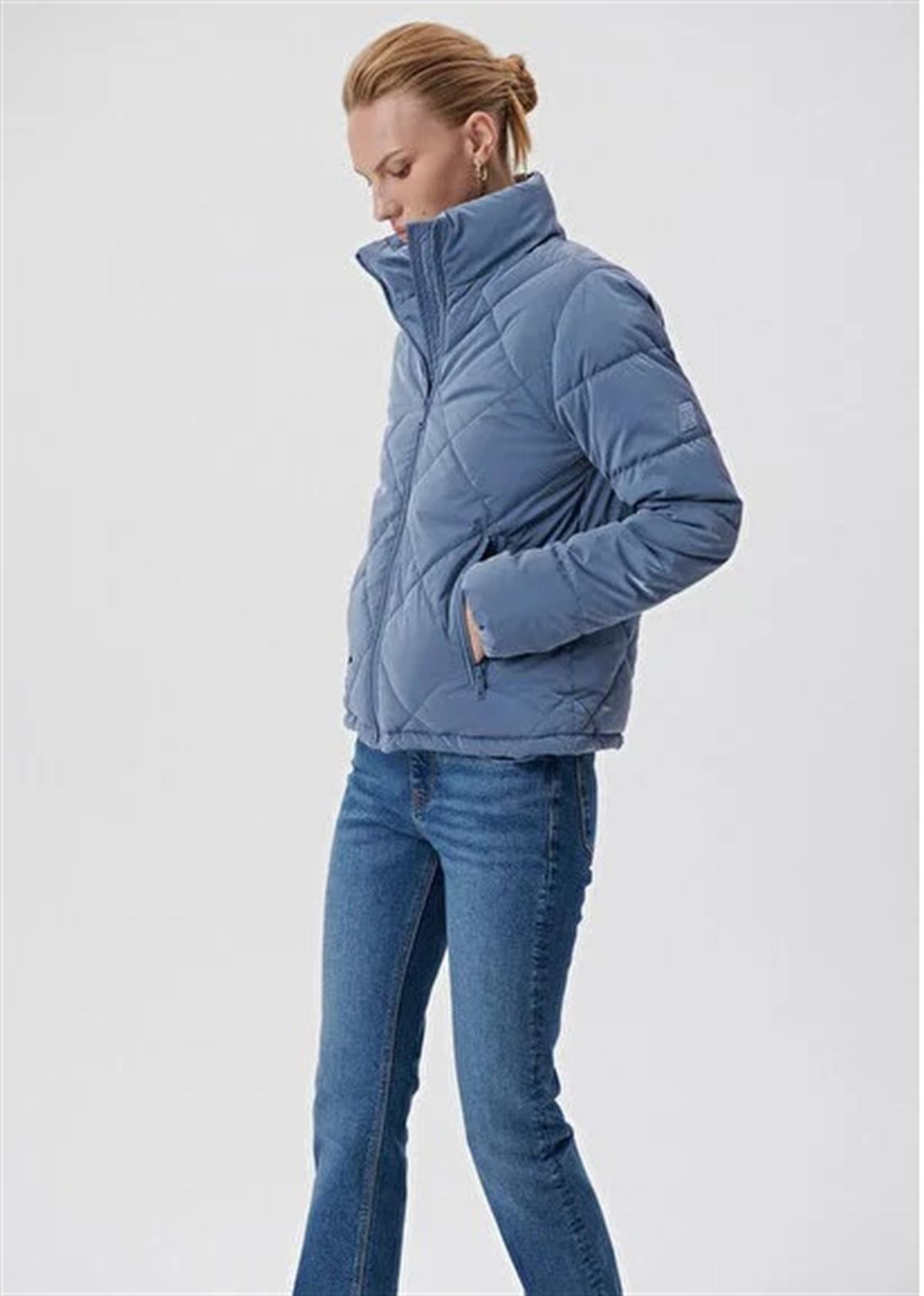 Mavi Premium Kapitone Kadın Mont 1110230-70738