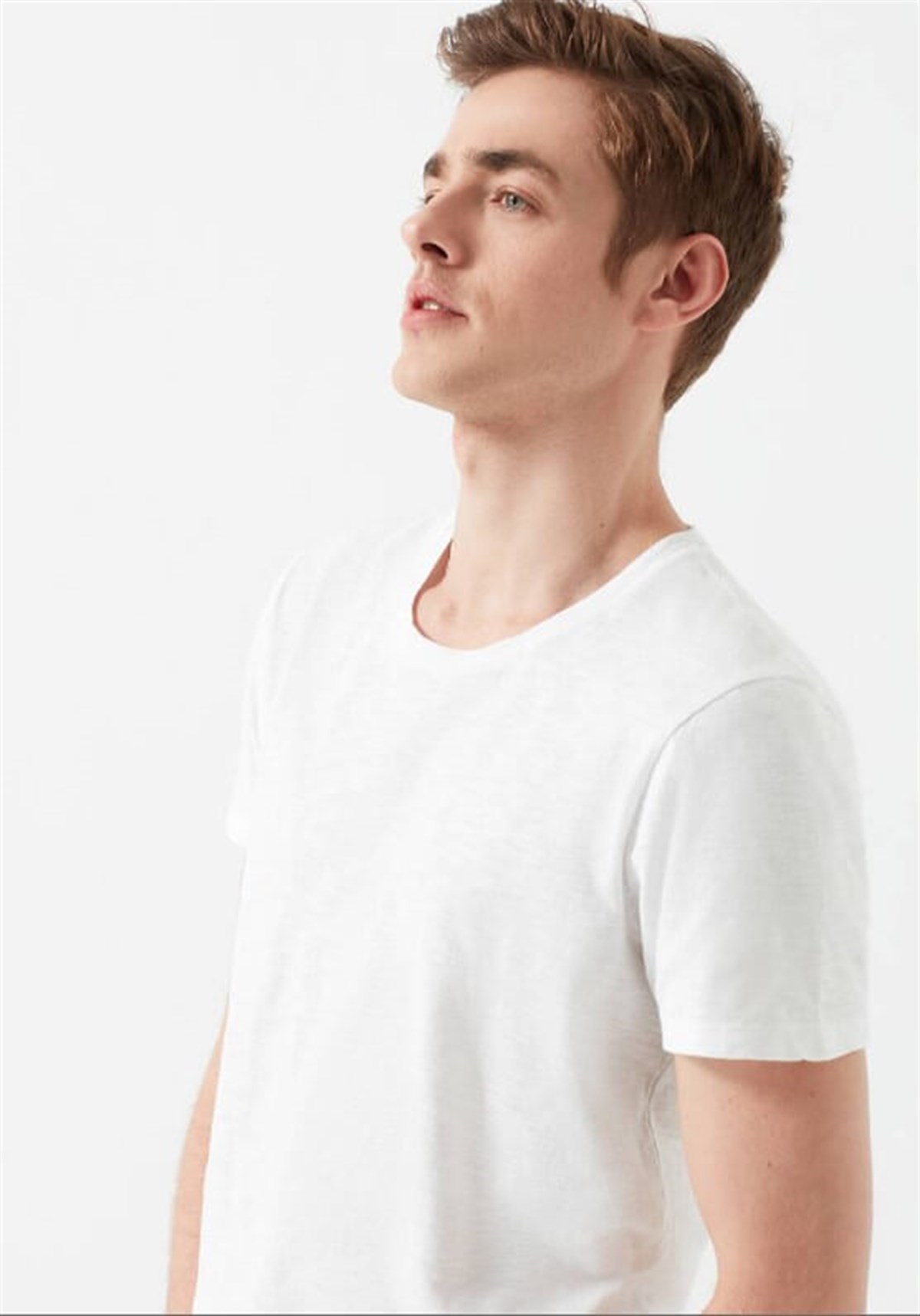 Mavi Erkek T-shirt  Beyaz