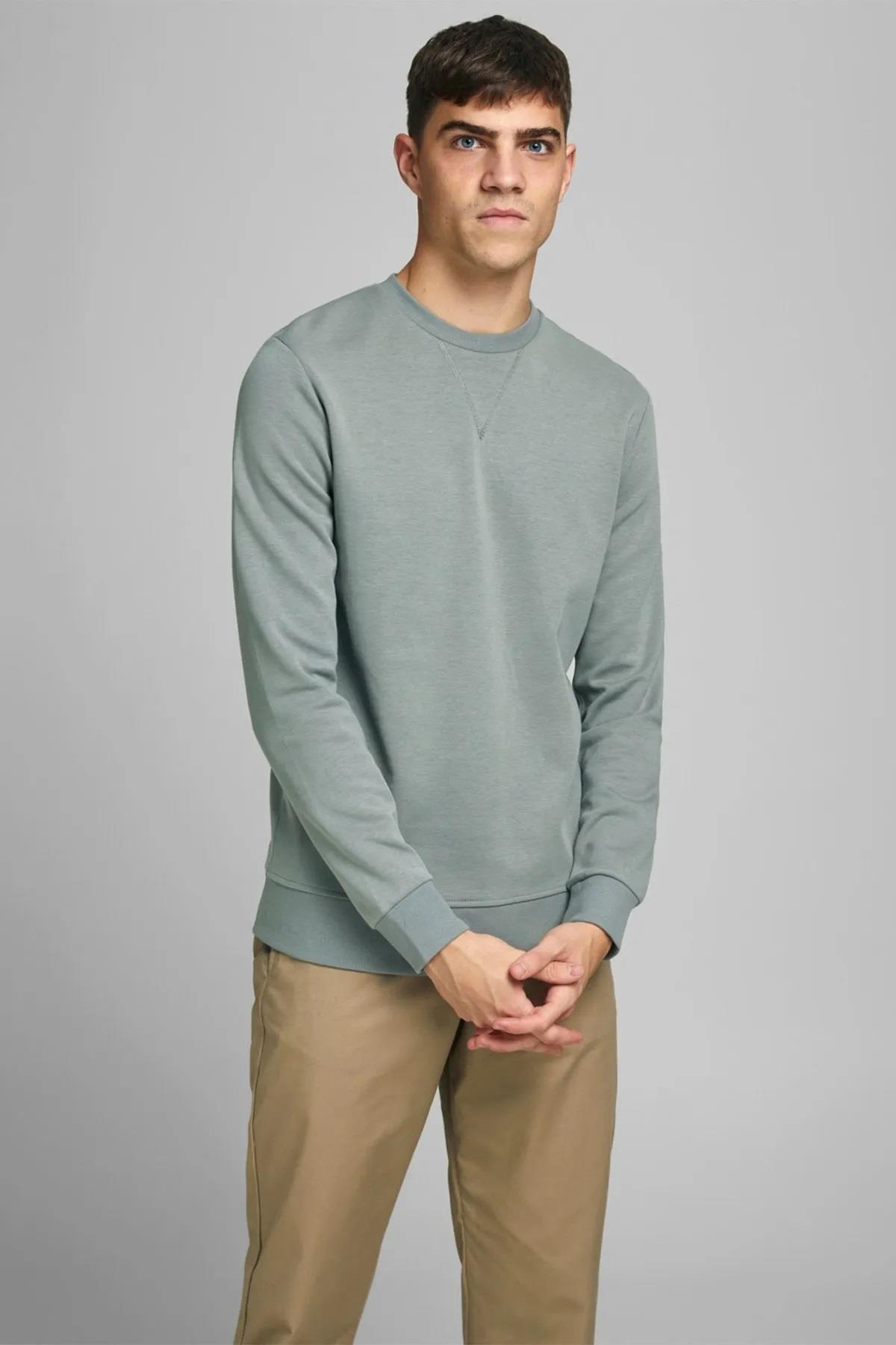 Jack&Jones Jjebasıc Erkek Sweatshirt 12181903