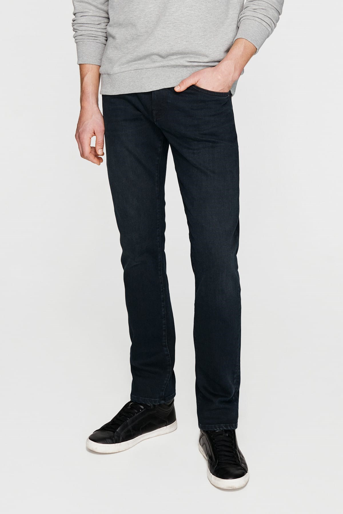 0042227245NEBIMV3NEBIMV3|0042227245|R000MAVİ JAKE Dark Foggy MAVI JET BLACK-STD