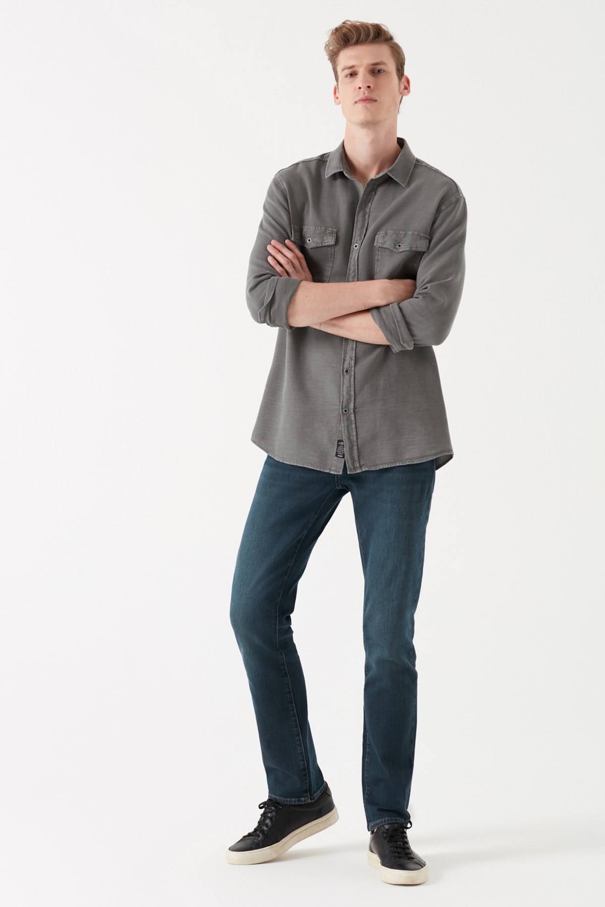0037828186NEBIMV3NEBIMV3|0037828186|STDMAVİ MARTIN Dark Foggy Shaded Mavi Black ERKEK PANTOLON-STD
