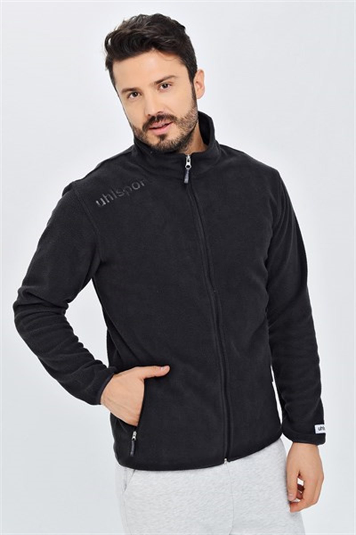 12.10.011.004.093.005Polar Essential M