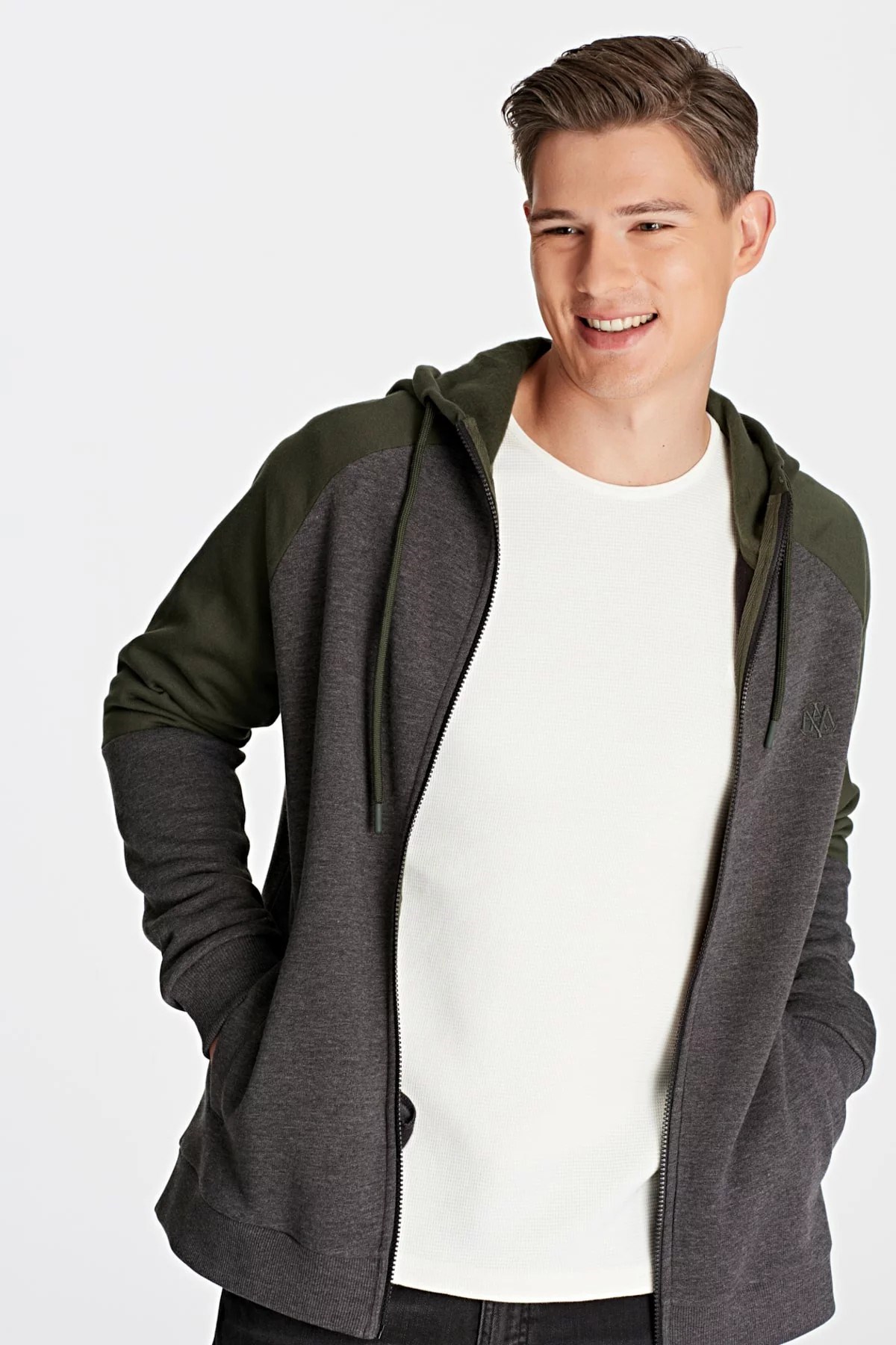 065769-29759Mavi Fermuarlı Sweatshirt Haki Yeşili