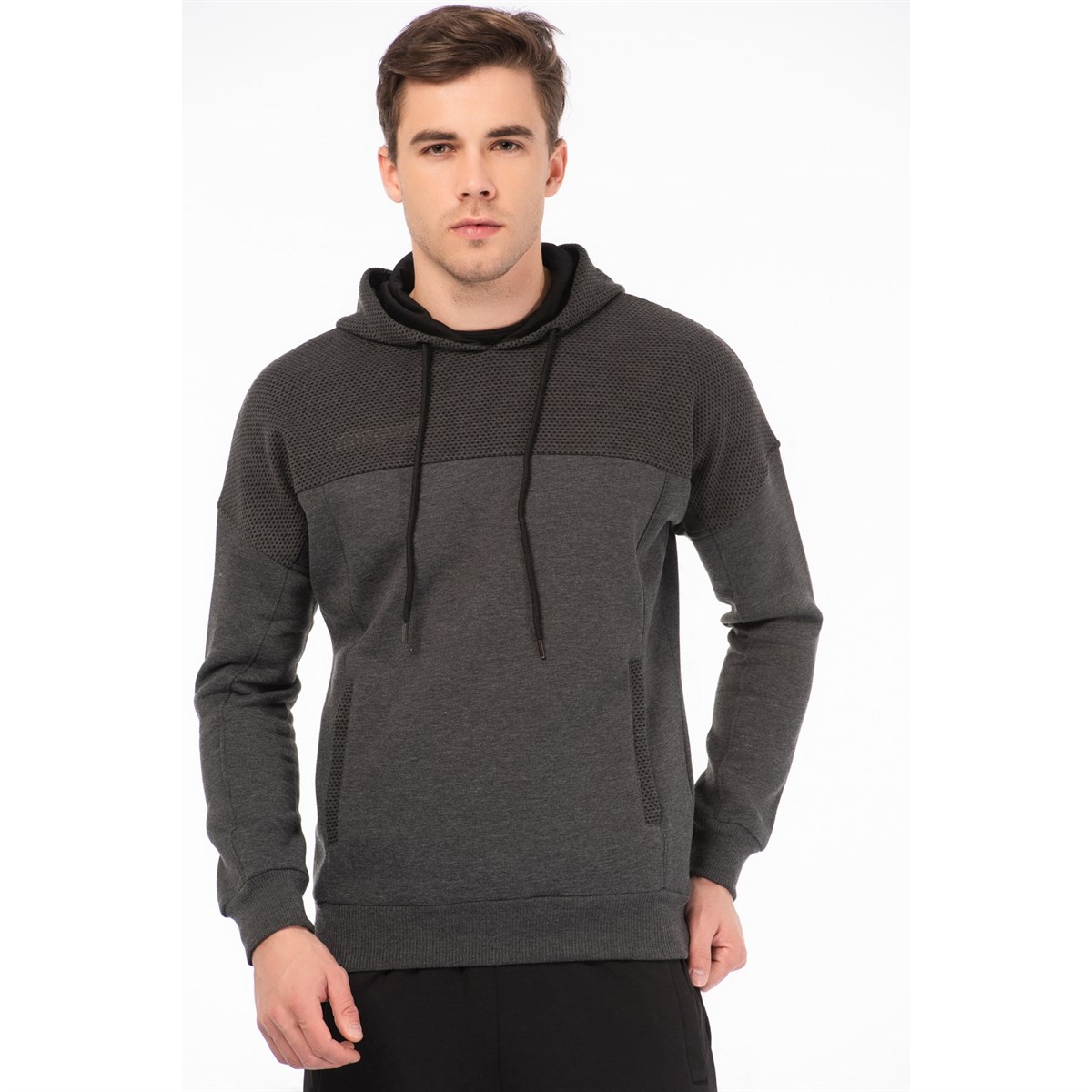 12.10.011.004.093.022UHL SPORT SWEAT PAMUKLU KAPŞONLU SHARP M