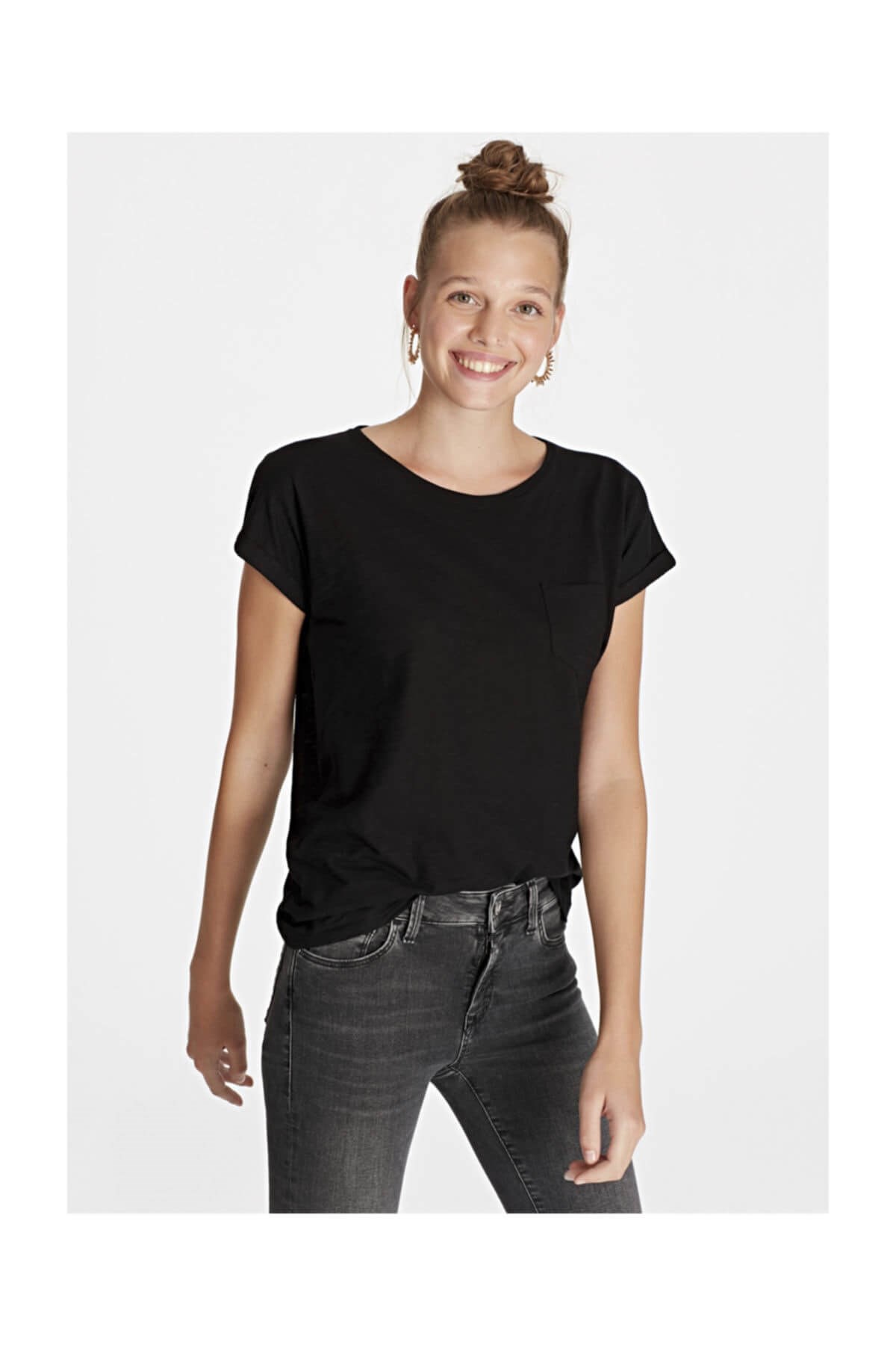 165846-900Mavi Basic Kısa Kol T-Shirt Siyah Kadın T-Shirt