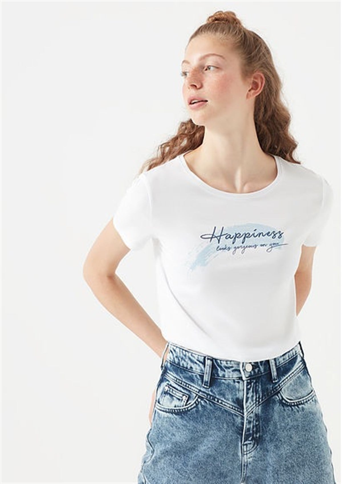 168506-620Mavi Happiness Baskılı Penye Beyaz Kadın Tişört