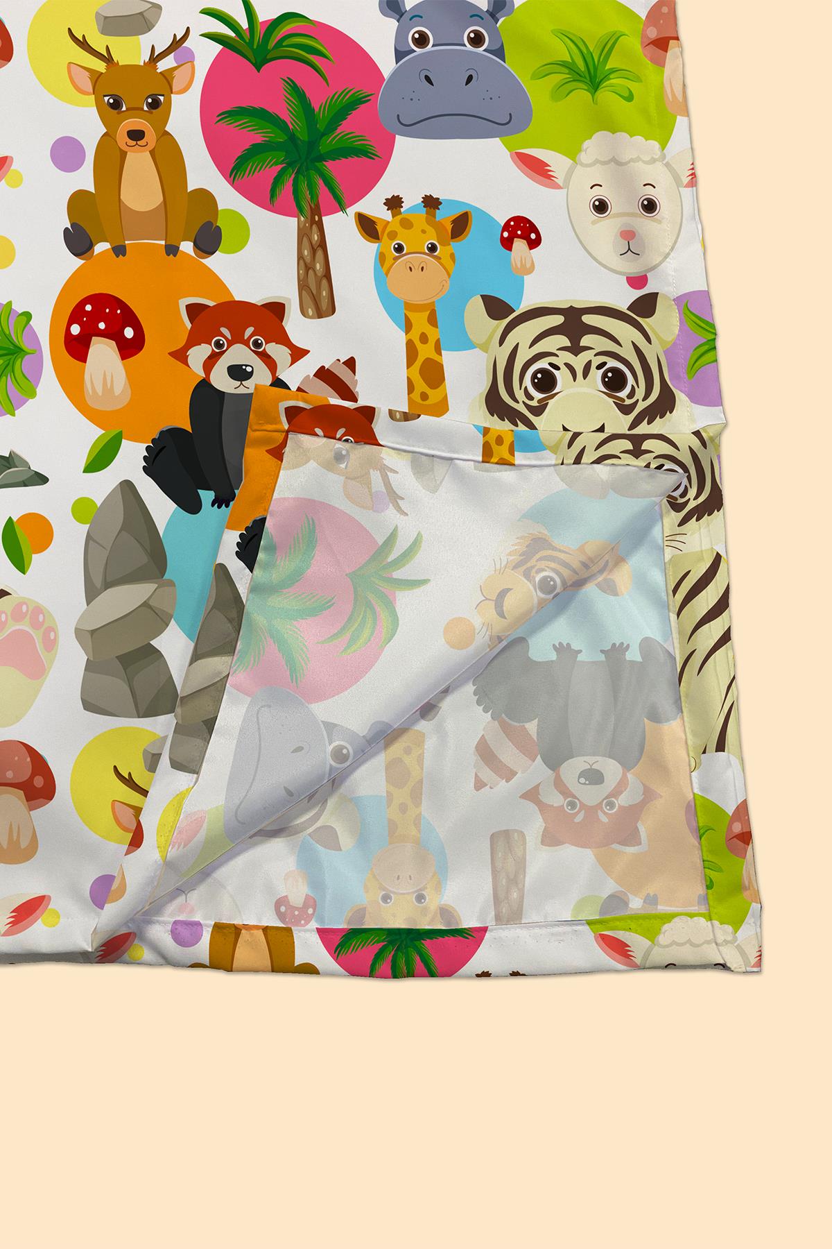 Arancione Co. Sevimli Kahramanlar Water Repellent,Yer/ Mama Sandalyesi Altı,Aktivite,Yemek ve Oyun Ö