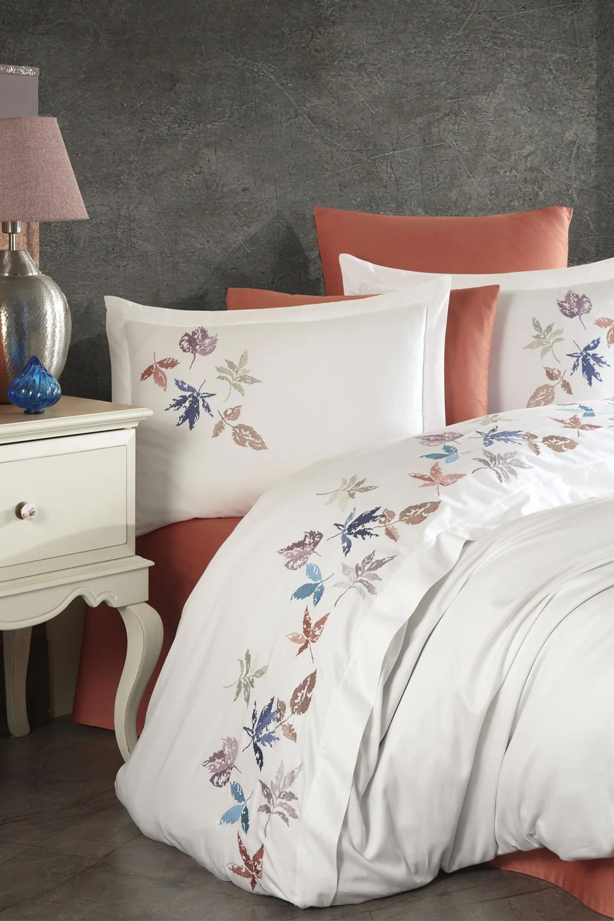 Dantela Hazan Nakışlı Pamuk Saten Nevresim Takımı Beyaz