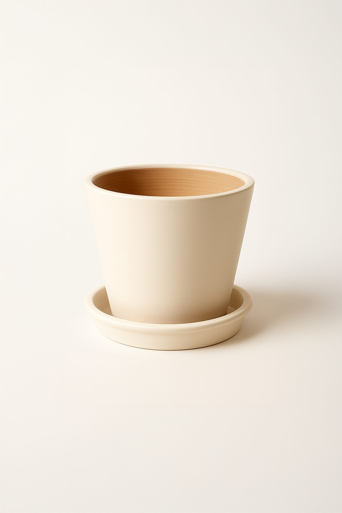Evdek Tabaklı Krem Konik Çömlek Saksı 14x15 Cm
