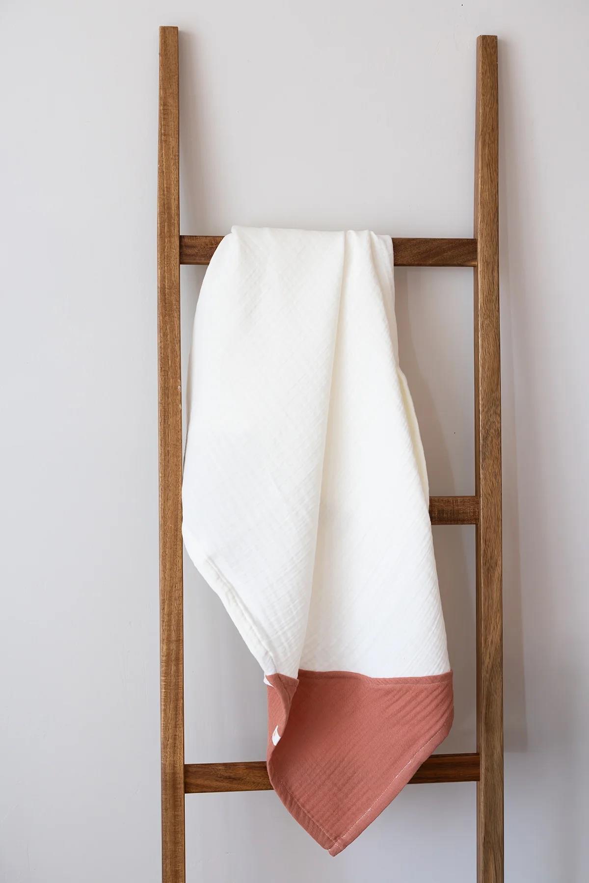 İrya Joy Of Colors Organik Pamuk 4 Katlı Müslin Örtü Kiremit 100x100 Cm