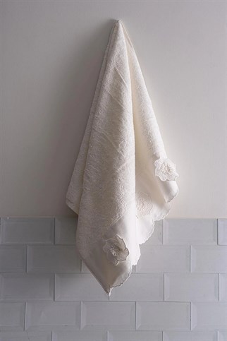 Royal Nazik Hanzade Havlu Krem 30x50 Cm