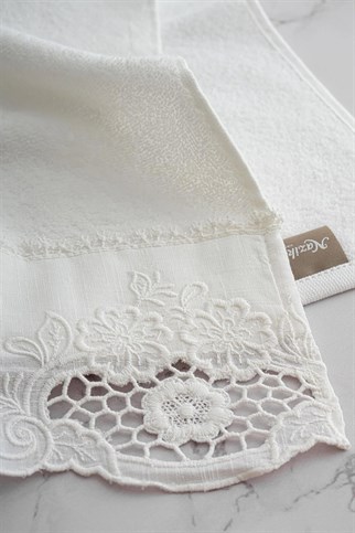 Royal Nazik Puerta Havlu Krem 30x50 Cm