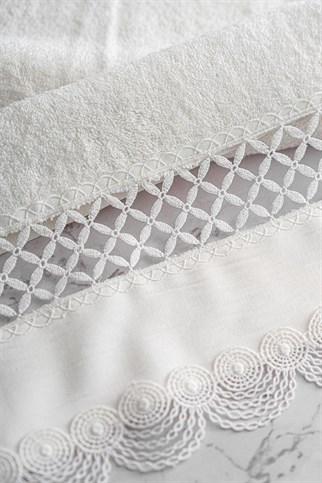 Royal Nazik Queen Banyo Havlu Krem 90x150 Cm