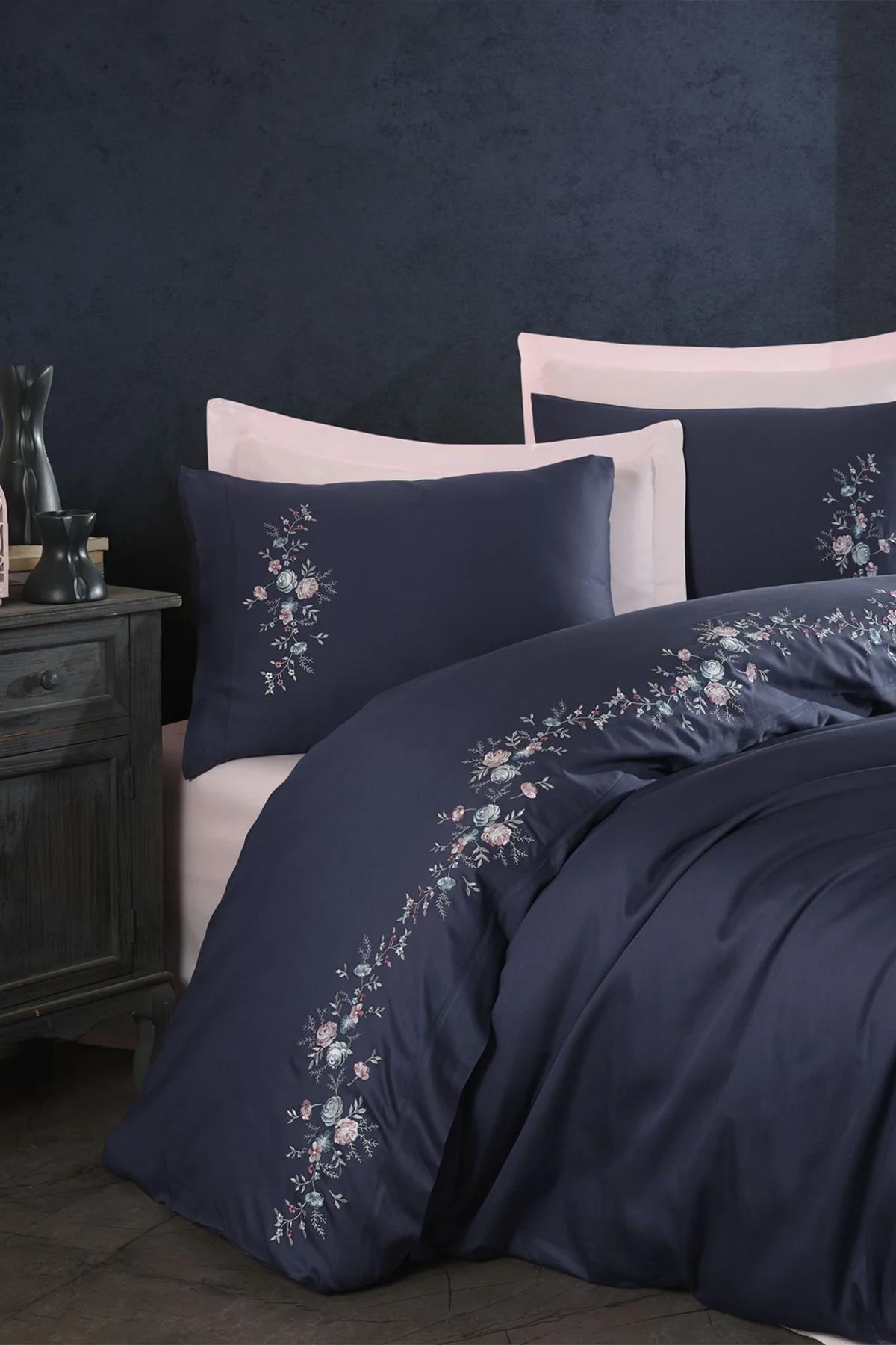 Dantela Piraye Nakışlı Pamuk Saten Nevresim Takımı