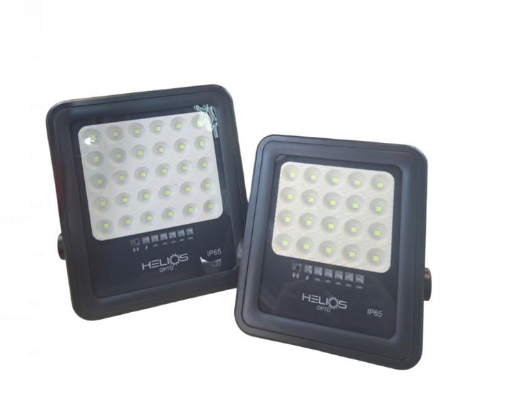 HELIOS HS-3874 100W Solar LED Projektör – 6500K Beyaz Işık, Güneş Enerjili, Su Geçirmez