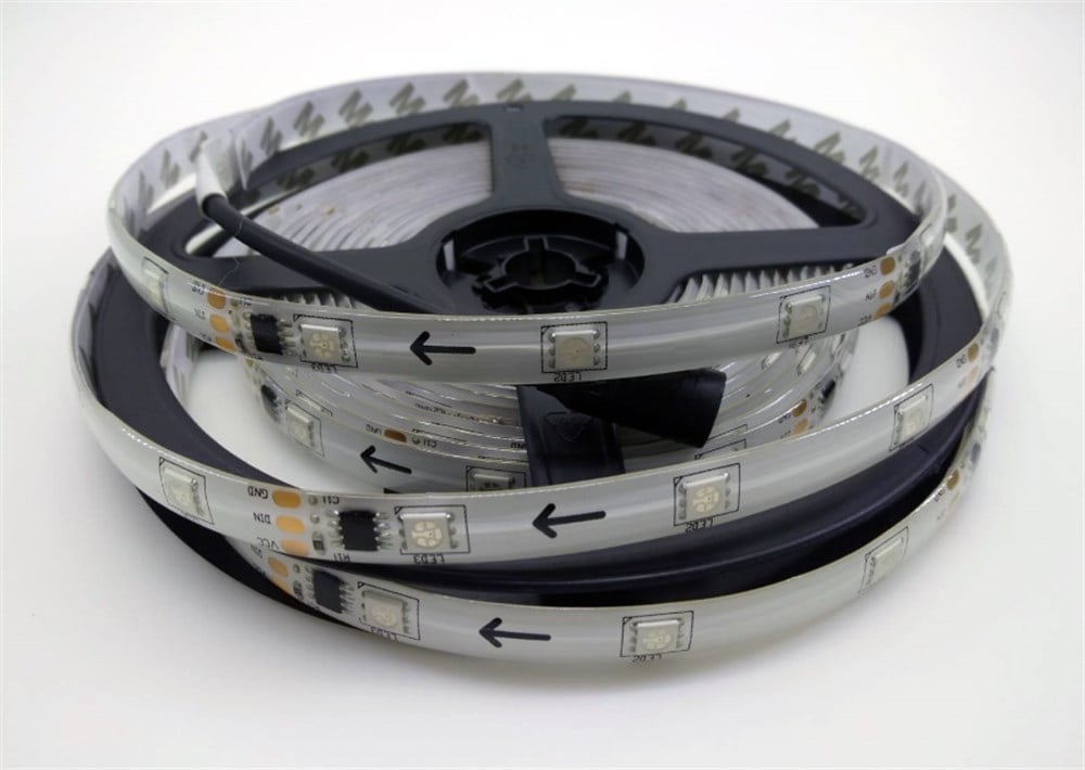 RGB 5050-24 IC ENTEGRELİ KENDİNDEN ANİMASYONLU IP44 ŞERİT LED
