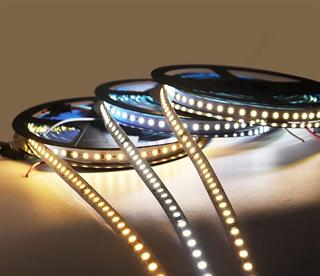 24 Volt BEYAZ Akar Yürüyen Piksel Şerit Led 2835 Çip 120 Led (10 Metre)