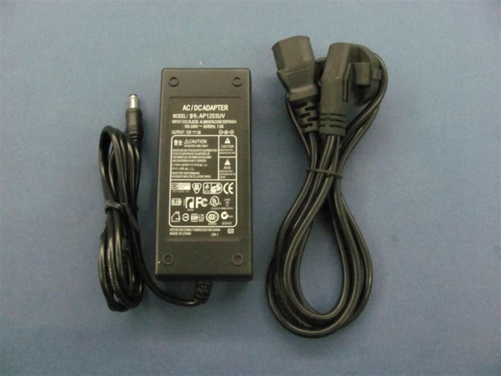12 VOLT 3 AMPER PLASTİK ADAPTÖR