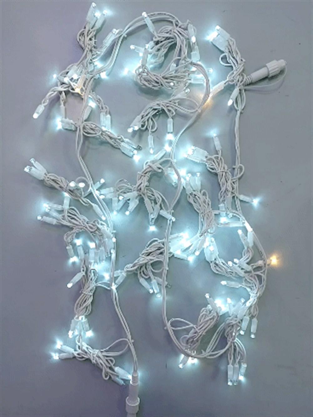 LED SACAK BEYAZ RENK BEYAZ PARILTILI IP65 2mt x 1mt EKLENEB�L�R BEYAZ KABLOLU DI� MEKAN YILBA�I I�I�I