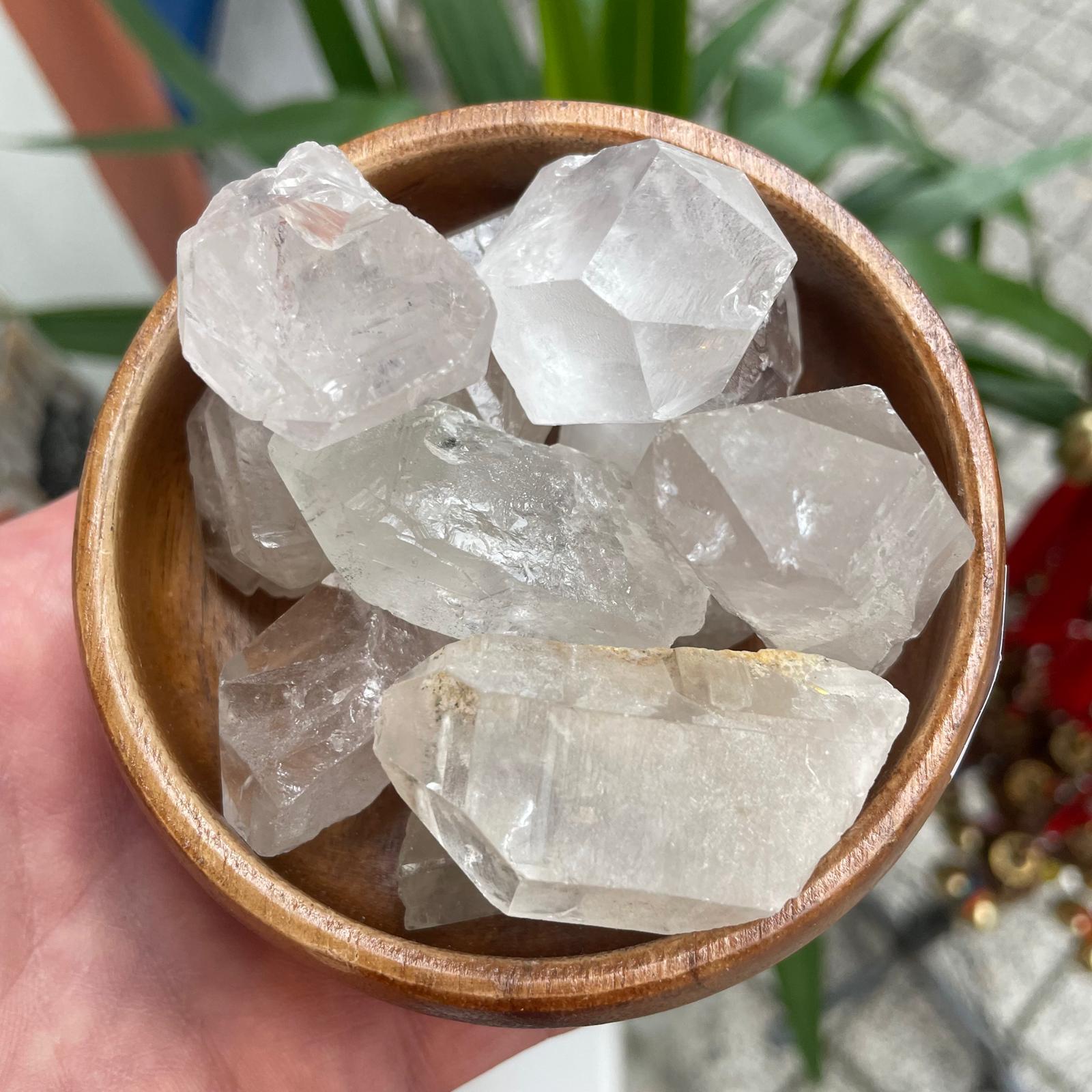 Kristal Kuvars Parça Taş