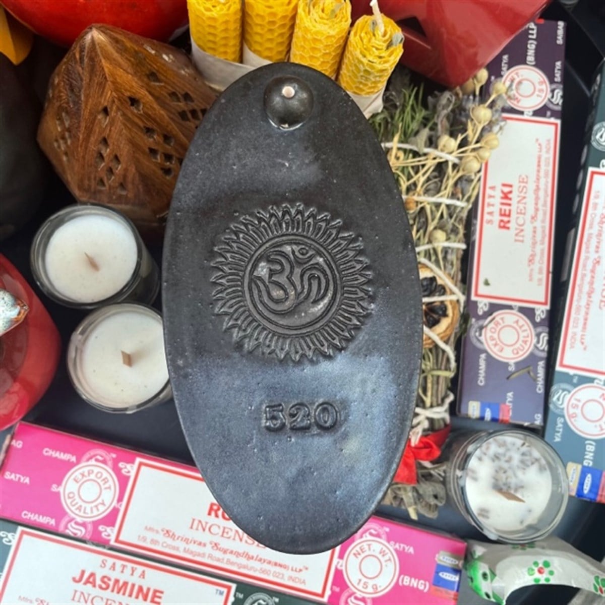 Om (Aum) Tütsülük 520