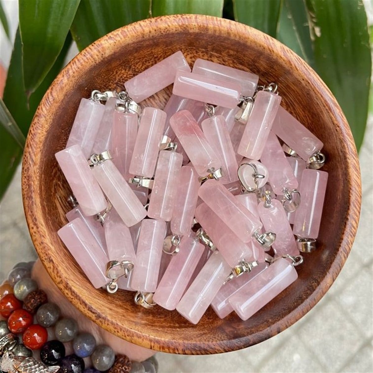 Pembe Kuvars Kolye Ucu