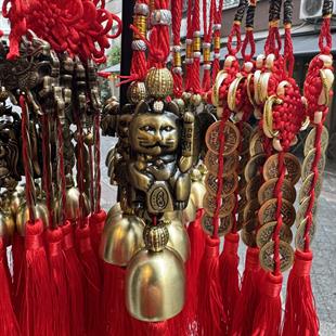 Feng Shui Maneki Neko Çan