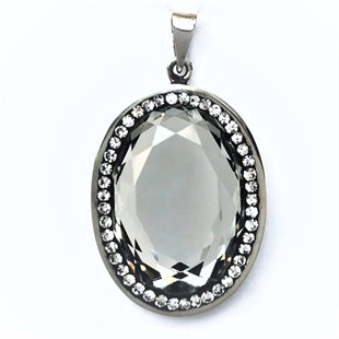 Larentia oval taşlı