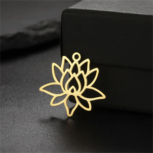 Lotus Çiçeği (Zincir hediyeli)