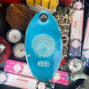 Om (Aum) Tütsülük 520