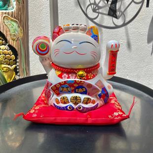 Seramik Çağıran kedi Maneki Neko