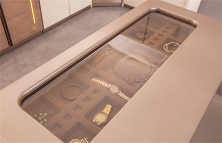 Benazir Ada Şifonyer