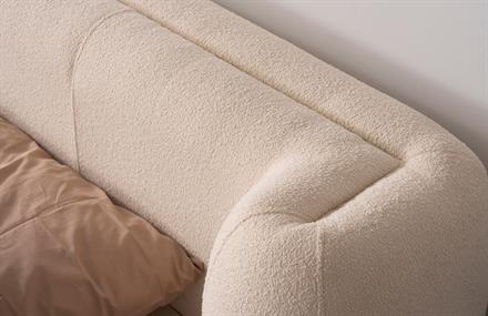 Karel Bazalı Karyola