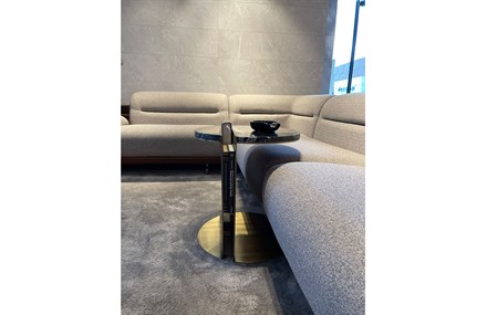 Lisaa ST- Bölmeli Yan Sehpa Pirinç