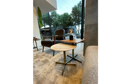 Lisaa Yan Sehpa Mermerli