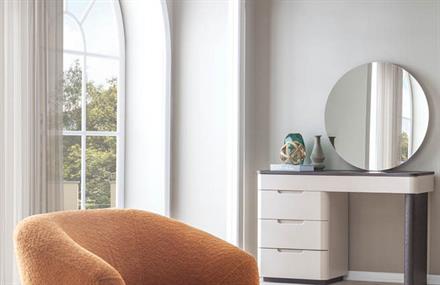 Trevora Makyaj Masası