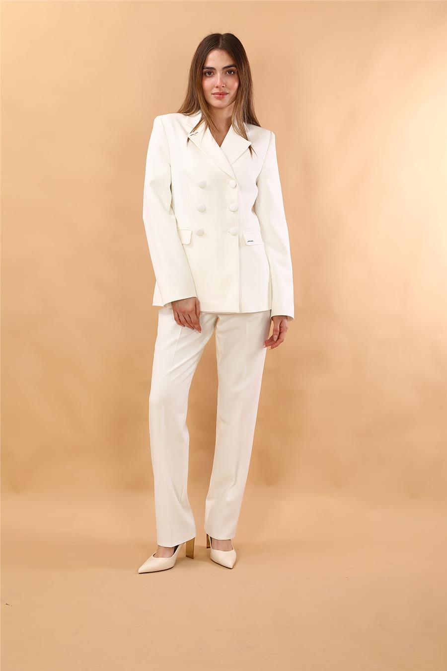 Erkek Yaka Blazer Ceket &  Kemerli Boru Paça Pantolon-Beyaz