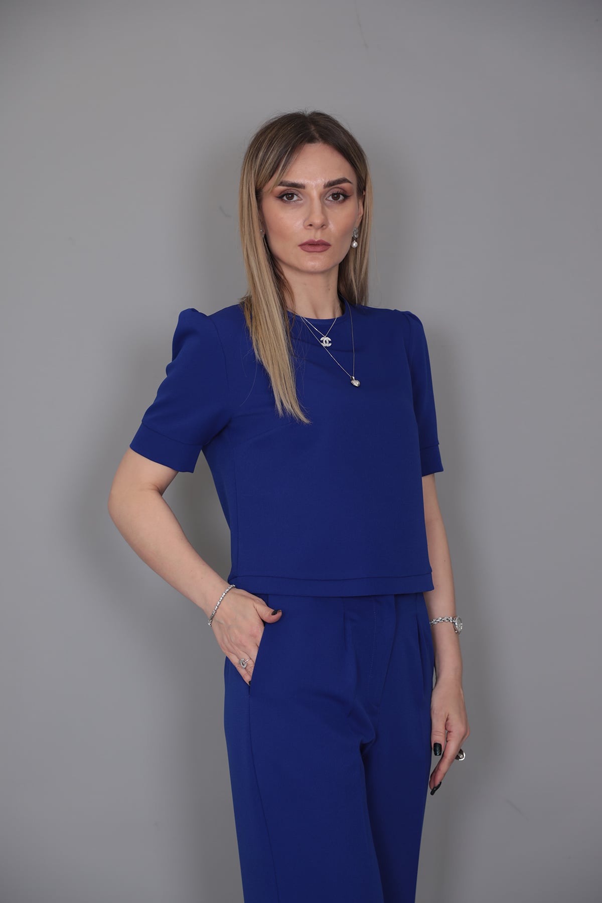 Kayık Yaka Kısa Kol Bluz-Saks