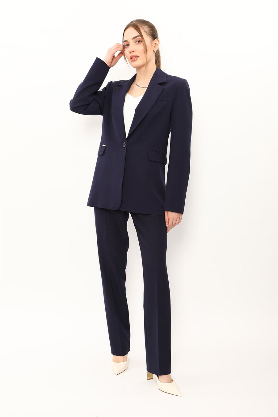Oversize Tek Düğme Klasik Ceket & Cepli Boru Paça Pantolon Kadın Takım Elbise-Lacivert - 1197505