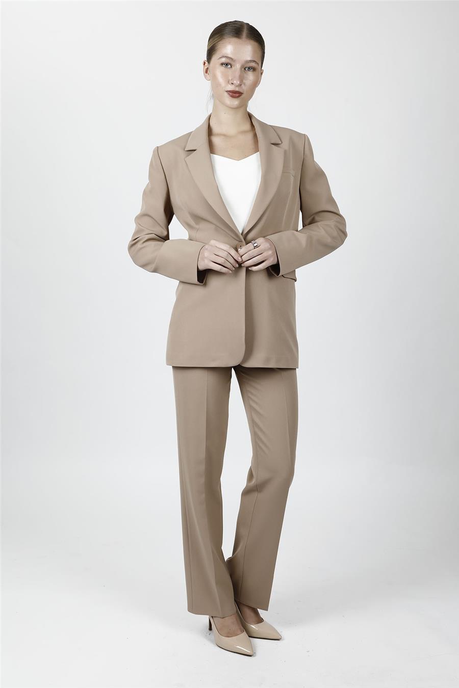 Oversize Tek Düğme Klasik Ceket & Cepli Boru Paça Pantolon Kadın Takım Elbise-Taş - 1197505